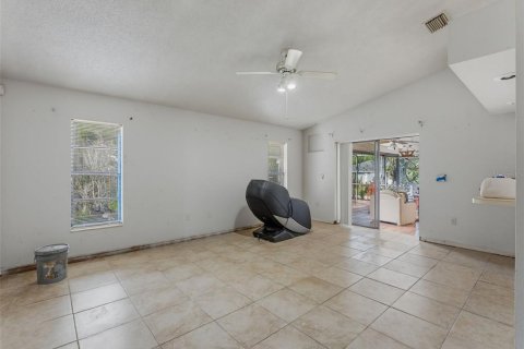 Villa ou maison à vendre à Spring Hill, Floride: 3 chambres, 180.04 m2 № 2222960 - photo 21