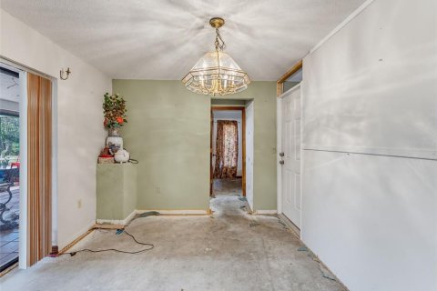 Villa ou maison à vendre à Spring Hill, Floride: 3 chambres, 180.04 m2 № 2222960 - photo 25