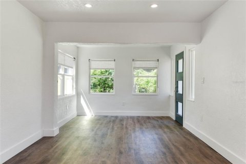 Villa ou maison à louer à Winter Park, Floride: 3 chambres, 89.19 m2 № 1767484 - photo 5