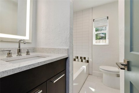 Villa ou maison à louer à Winter Park, Floride: 3 chambres, 89.19 m2 № 1767484 - photo 16