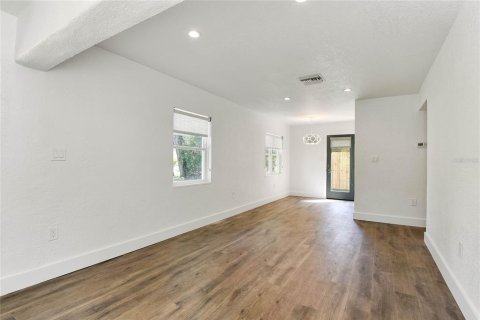 Villa ou maison à louer à Winter Park, Floride: 3 chambres, 89.19 m2 № 1767484 - photo 6