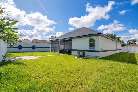 House in Orlando, Florida 4 bedrooms, 149.94 sq.m. № 1803791 - photo 5