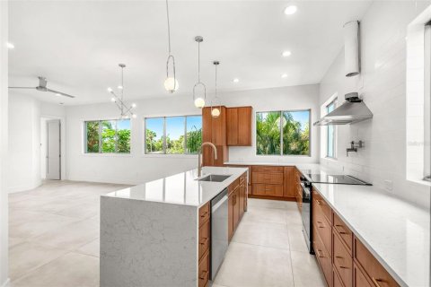 Adosado en venta en Indialantic, Florida, 3 dormitorios, 162.39 m2 № 1894015 - foto 5