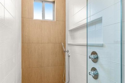 Adosado en venta en Indialantic, Florida, 3 dormitorios, 162.39 m2 № 1894015 - foto 13