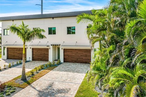 Adosado en venta en Indialantic, Florida, 3 dormitorios, 162.39 m2 № 1894015 - foto 25