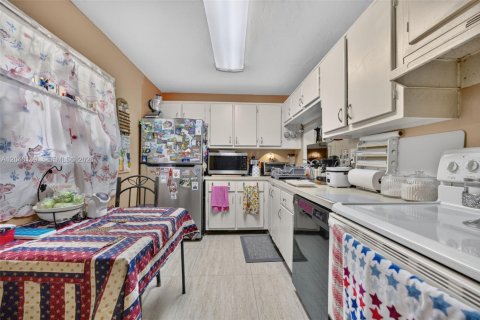 Condominio en venta en Miami, Florida, 2 dormitorios, 91.51 m2 № 2244302 - foto 9