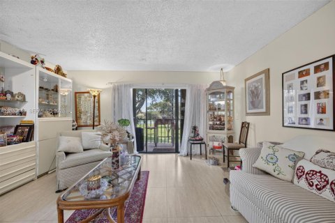 Condominio en venta en Miami, Florida, 2 dormitorios, 91.51 m2 № 2244302 - foto 7