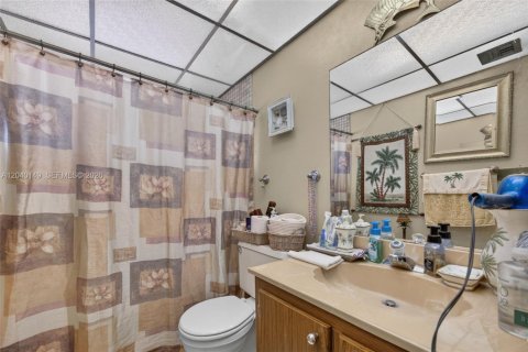 Condominio en venta en Miami, Florida, 2 dormitorios, 91.51 m2 № 2244302 - foto 18