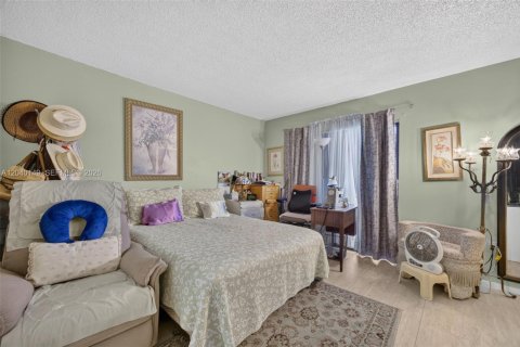 Condominio en venta en Miami, Florida, 2 dormitorios, 91.51 m2 № 2244302 - foto 14