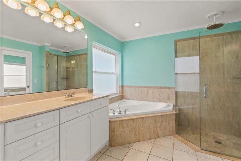 House in Mount Dora, Florida 4 bedrooms, 231.51 sq.m. № 1845046 - photo 15
