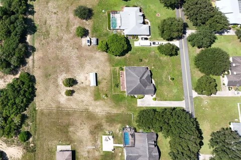 House in Mount Dora, Florida 4 bedrooms, 231.51 sq.m. № 1845046 - photo 3