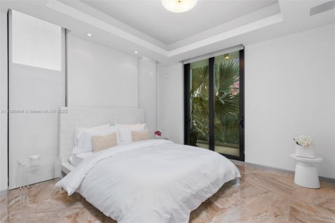 Villa ou maison à louer à North Bay Village, Floride: 6 chambres, 662.3 m2 № 1983361 - photo 29