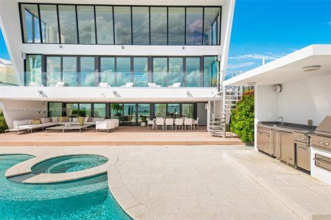 Villa ou maison à louer à North Bay Village, Floride: 6 chambres, 662.3 m2 № 1983361 - photo 5