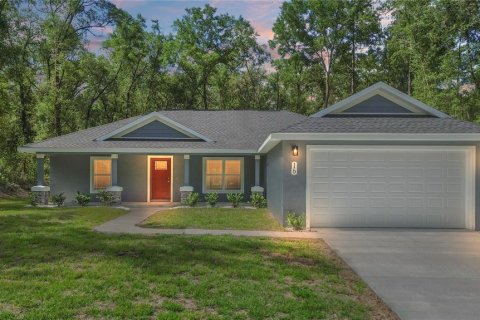 House in Dunnellon, Florida 3 bedrooms, 147.25 sq.m. № 1807405 - photo 1
