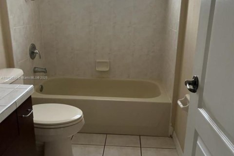 Снять в аренду виллу или дом в Палм-Кост, Флорида 4 спальни, 223.34м2, № 1929931 - фото 6