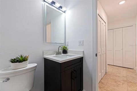 House in Madeira Beach, Florida 3 bedrooms, 209.31 sq.m. № 1888503 - photo 25