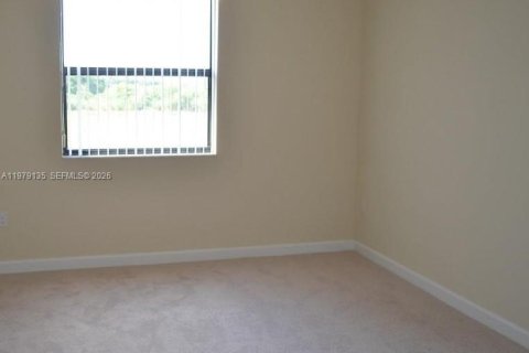 Townhouse in Homestead, Florida 3 bedrooms, 147.44 sq.m. № 2044731 - photo 5