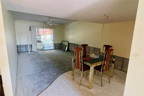 Condominio en venta en Port Charlotte, Florida, 2 dormitorios, 96.62 m2 № 1546402 - foto 2