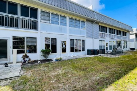 Condominio en venta en Port Charlotte, Florida, 2 dormitorios, 96.62 m2 № 1546402 - foto 30