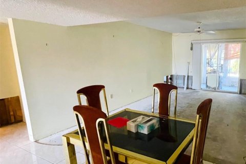 Condominio en venta en Port Charlotte, Florida, 2 dormitorios, 96.62 m2 № 1546402 - foto 10