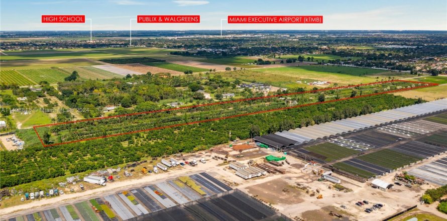Propiedad comercial en Miami, Florida № 1764760