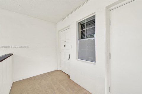 Condominio en venta en Pompano Beach, Florida, 3 dormitorios, 134.15 m2 № 1801012 - foto 20