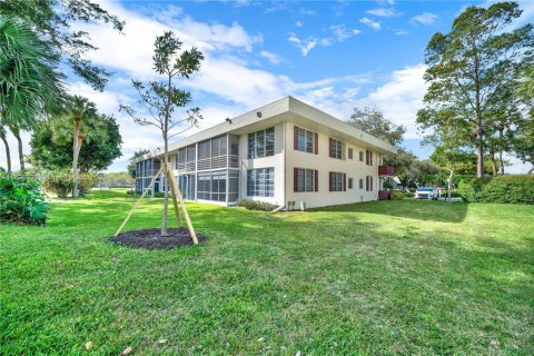Condominio en venta en Pompano Beach, Florida, 3 dormitorios, 134.15 m2 № 1801012 - foto 1