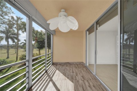 Condominio en venta en Pompano Beach, Florida, 3 dormitorios, 134.15 m2 № 1801012 - foto 8