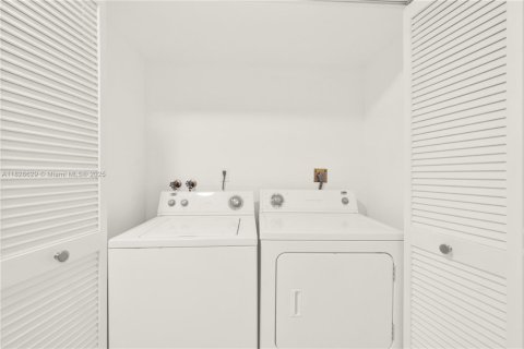 Condominio en venta en Pompano Beach, Florida, 3 dormitorios, 134.15 m2 № 1801012 - foto 14