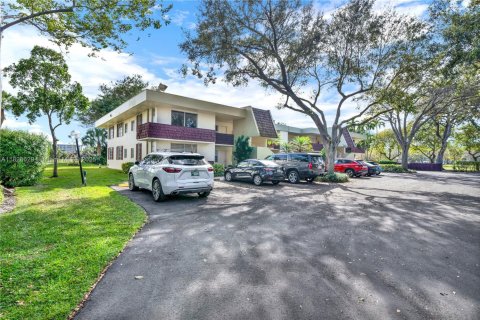 Condominio en venta en Pompano Beach, Florida, 3 dormitorios, 134.15 m2 № 1801012 - foto 3