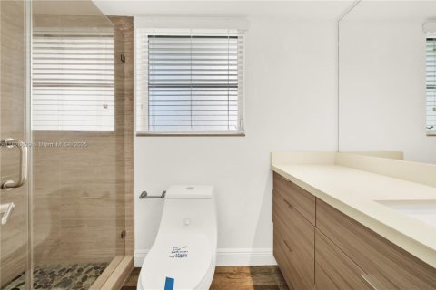 Condominio en venta en Pompano Beach, Florida, 3 dormitorios, 134.15 m2 № 1801012 - foto 28