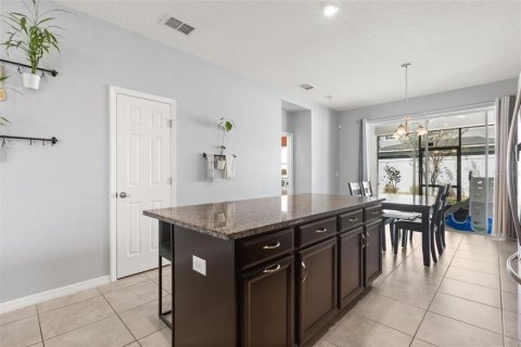 Villa ou maison à vendre à Kissimmee, Floride: 3 chambres, 158.49 m2 № 2408983 - photo 10