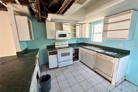 Casa en venta en Spring Hill, Florida, 3 dormitorios, 161.37 m2 № 1391383 - foto 4