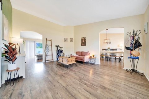 Casa en venta en Ocala, Florida, 3 dormitorios, 165.37 m2 № 1786740 - foto 8