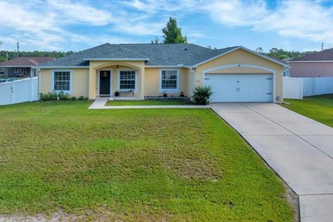 Casa en venta en Ocala, Florida, 3 dormitorios, 165.37 m2 № 1786740 - foto 1