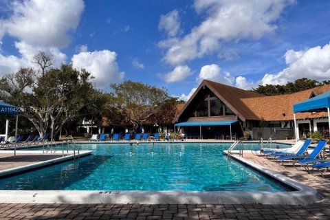 Снять в аренду кондоминиум в Лодерхилл, Флорида 1 спальня, 74.32м2, № 1999806 - фото 17