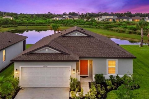 House in Parrish, Florida 4 bedrooms, 178.19 sq.m. № 2210737
