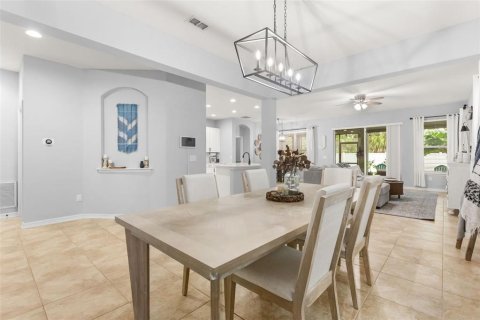 Casa en venta en Windermere, Florida, 3 dormitorios, 180.97 m2 № 2418796 - foto 9