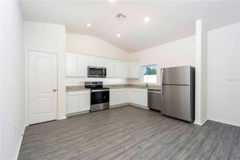 House in Astatula, Florida 3 bedrooms, 112.04 sq.m. № 1765686 - photo 8
