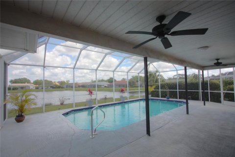 House in Sarasota, Florida 4 bedrooms, 217.48 sq.m. № 2106460 - photo 13