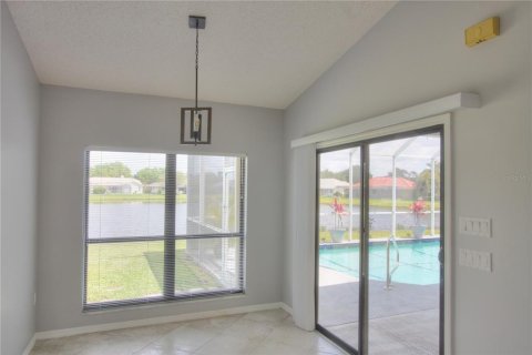 House in Sarasota, Florida 4 bedrooms, 217.48 sq.m. № 2106460 - photo 8