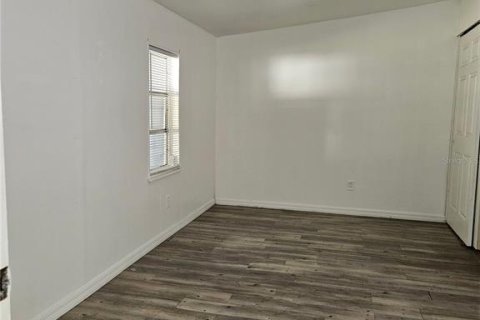Villa ou maison à vendre à Tampa, Floride: 3 chambres, 135.82 m2 № 2427403 - photo 16