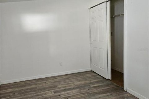 Villa ou maison à vendre à Tampa, Floride: 3 chambres, 135.82 m2 № 2427403 - photo 17