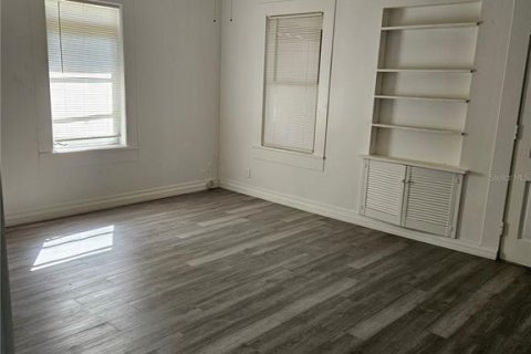 Villa ou maison à vendre à Tampa, Floride: 3 chambres, 135.82 m2 № 2427403 - photo 8