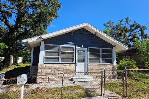 Villa ou maison à Tampa, Floride 3 chambres, 135.82 m2 № 2427403