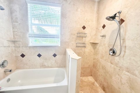 Touwnhouse à louer à Fort Lauderdale, Floride: 3 chambres, 193.98 m2 № 1945577 - photo 30