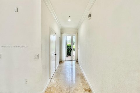 Touwnhouse à louer à Fort Lauderdale, Floride: 3 chambres, 193.98 m2 № 1945577 - photo 4