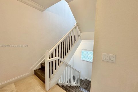Touwnhouse à louer à Fort Lauderdale, Floride: 3 chambres, 193.98 m2 № 1945577 - photo 22