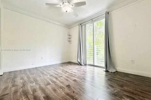 Touwnhouse à louer à Fort Lauderdale, Floride: 3 chambres, 193.98 m2 № 1945577 - photo 25