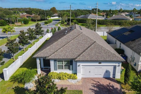 House in Saint Cloud, Florida 4 bedrooms № 1953791 - photo 5